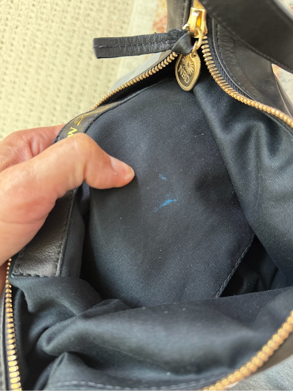Natalie Borton Sera Crescent Bag - Picture 7 of 8